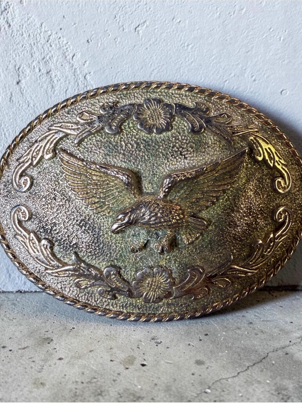 Vintage Gold-Tone Eagle Oval Belt Buckle